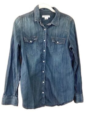Liz Claiborne Womens Lightweight Denim Pearl Button Blouse, M